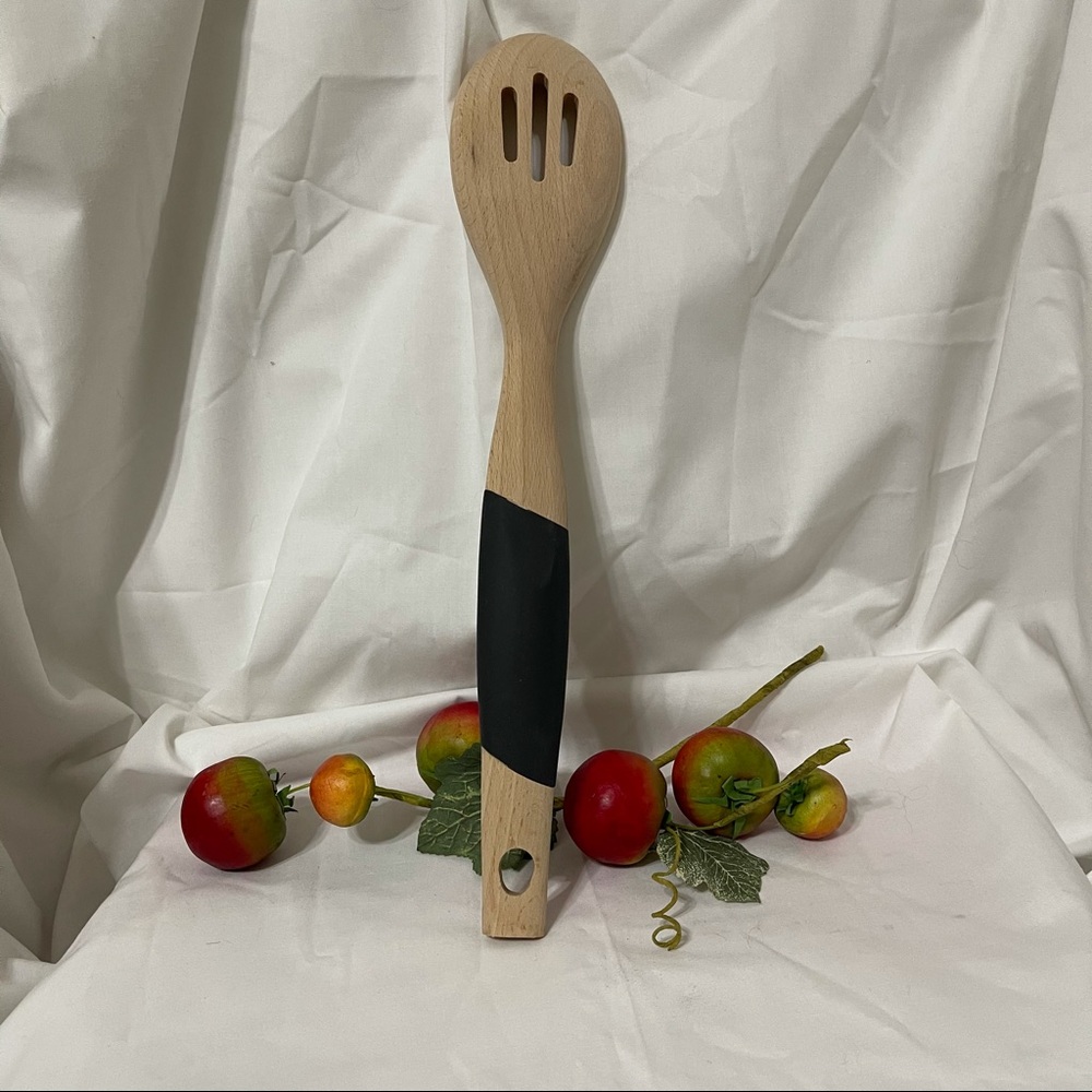 AR+Cook Beachwood and silicone Solid Spoon - Picture 3 of 3